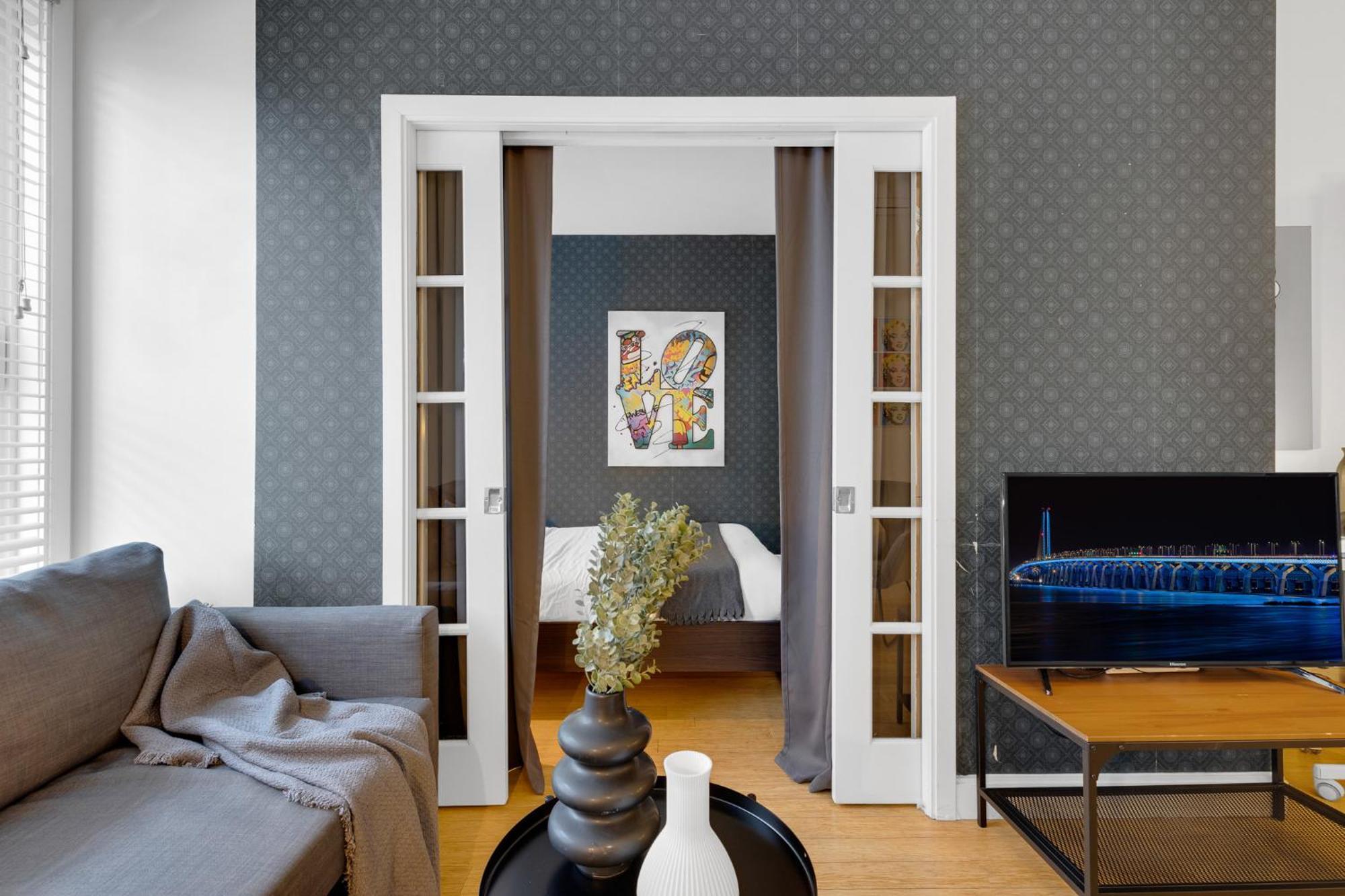 Liv Mtl Main Apart otel Montréal Dış mekan fotoğraf